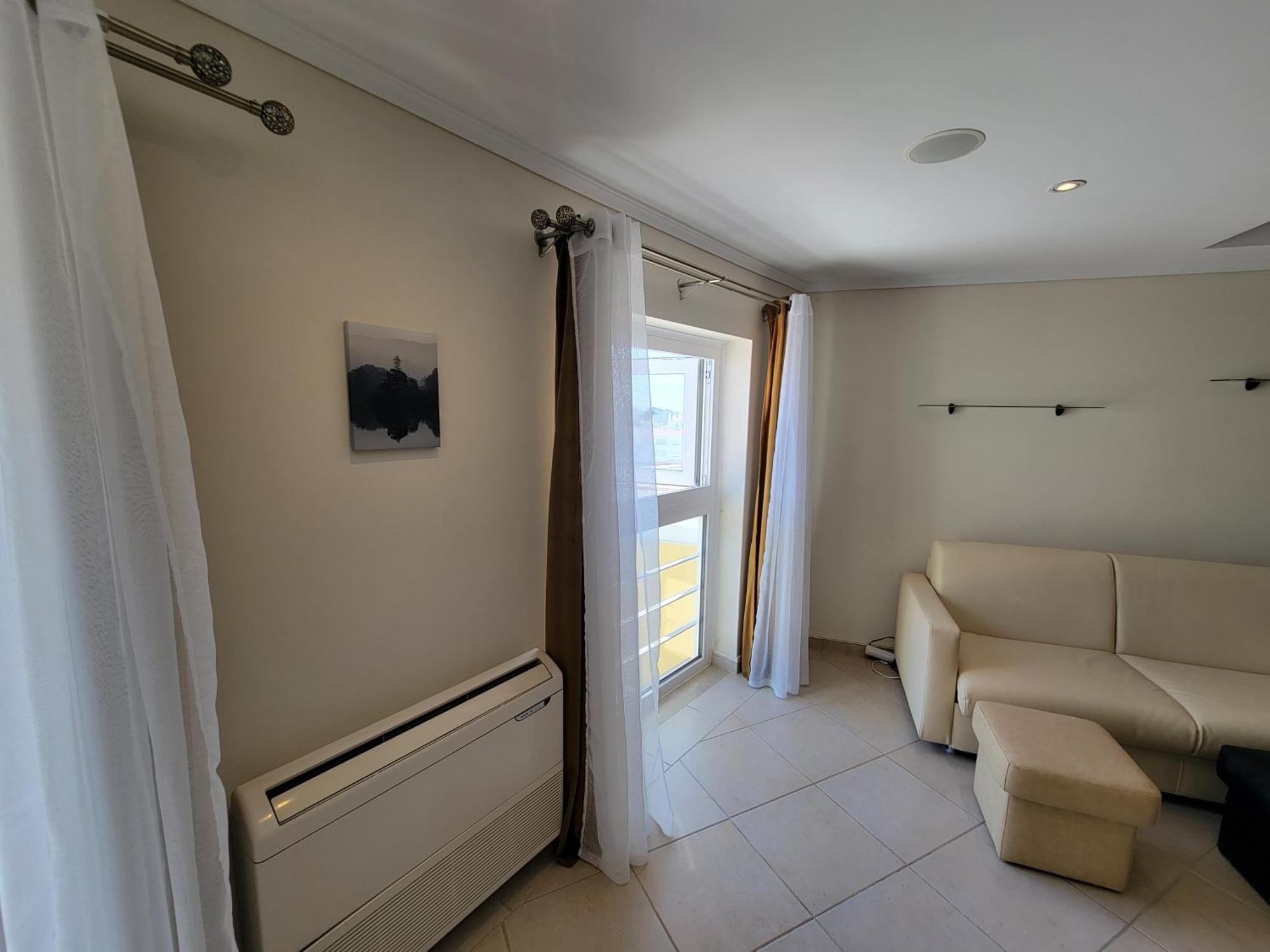Newly Remodeled 2bd Brilliant Oura Strip 9min Albufeira