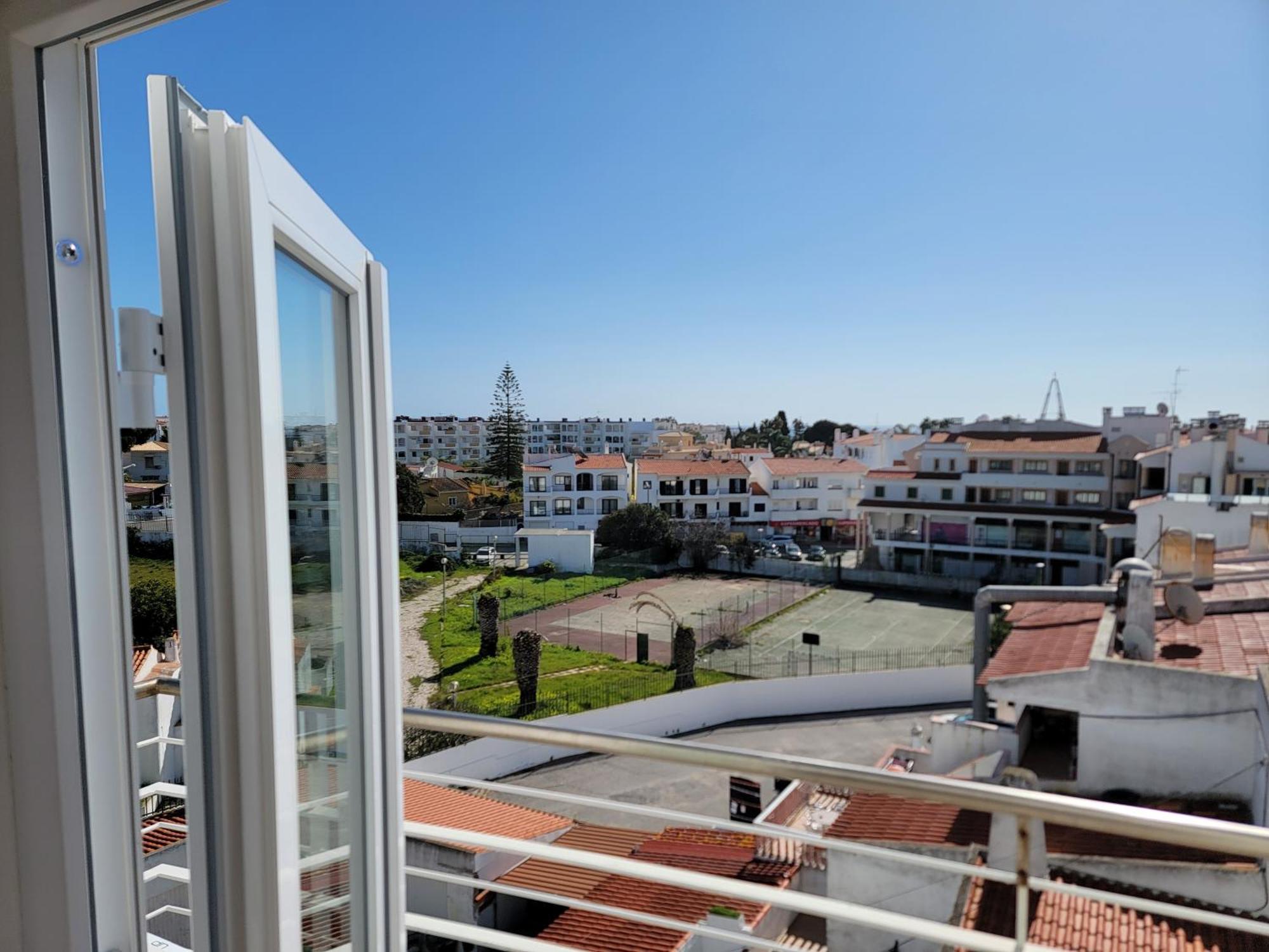 Newly Remodeled 2bd Brilliant Oura Strip 9min Apartment Albufeira